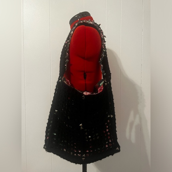 Chic Black Woven Shoulder Bag crochet tote bag - Picture 4 of 5